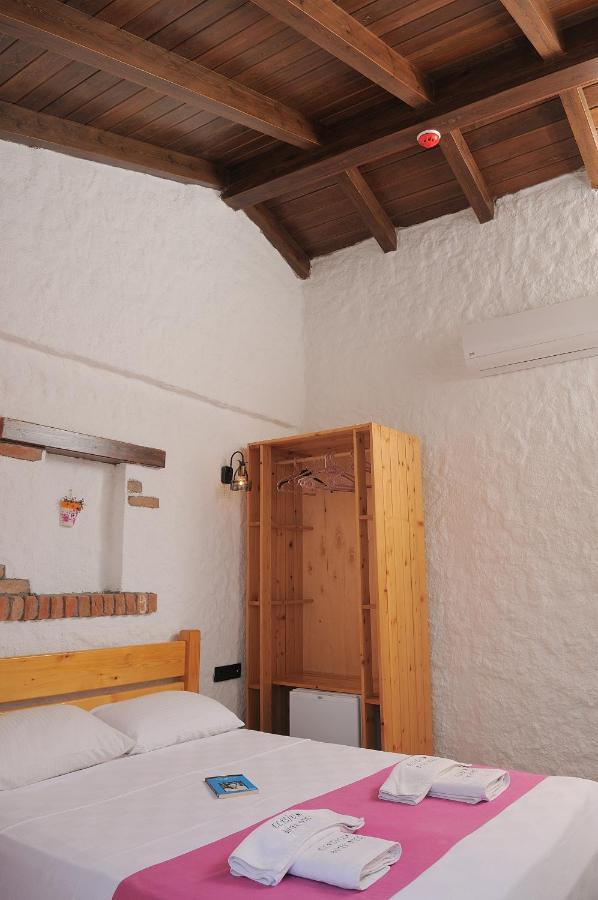 Cesme Elysium Hotel Esterno foto